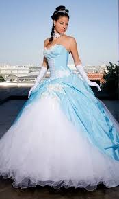 Epingle Par Janine Diekmeijer Sur Something Blue Robe Bleu Mariage Robe De Mariee Bleu Robe De Mariee Couleur