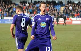 Any substitute that is not a derivative work would fail to convey the meaning intended, would tarnish or misrepresent its image, or would fail its purpose of. Ex Drittliga Profis Was Macht Eigentlich Tim Danneberg Liga3 Online De