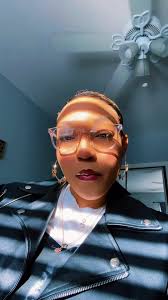 S'Queena Jones (@squeenajones)