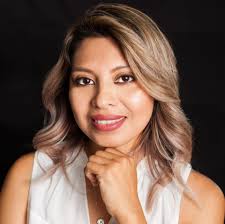 Raquel Viera's Instagram, Twitter & Facebook