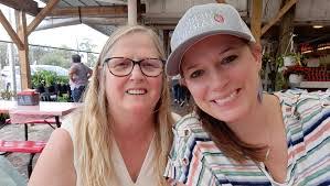 Tracy Langlois's Instagram, Twitter & Facebook