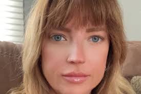 Candice Clifton's Instagram, Twitter & Facebook