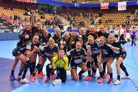 Voor didier deschamps was het de eerste keer dat hij als bondscoach aan het ek deelnam. Het Ek Handbal Voor Vrouwen In Frankrijk