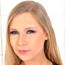 Lena Nitro Biography/Wiki, Age, Height, Career, Photos & More