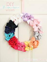 Diy Bow Wreath Aka Super Easy Baby Shower Gift Style Your Senses Diy Baby Shower Gifts Diy Bow Easy Baby Shower Gift