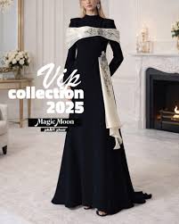 وهيك بنقدر نحكيلكُم تعالوا وشوفوا فساتين🌷 2026🌷 بسحر القمر وموديلات لسّا  ما نزلت إلاّ عنّا 🌷وكولكشن 2026🌷 , فساتين وموديلات خيالية واخترنا كمان  للمحجبات وأكيد للمقاسات الكبيرة ما نسينا حدا ،، دلّلنا