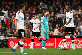 Untuk memunculkan suara silakan tekan tombol volume di player streaming. Valencia 2 0 Fc Barcelona Live Result First Defeat For Quique Setien London Evening Standard Evening Standard