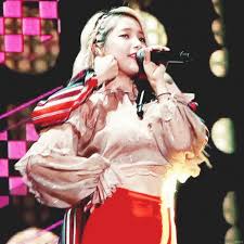 Mamamoo Solar Gif Mamamoo Solar Discover Share Gifs Solar Mamamoo Mamamoo Mamamoo Moonbyul