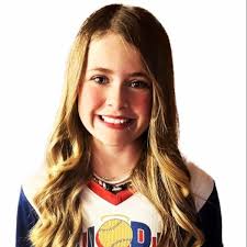 Emma Agee's Instagram, Twitter & Facebook