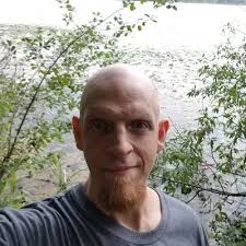 Douglas DeMott (@Douglas0327)