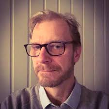 Hi. A meke a video with my dilema about valve adjuating gap for honda xr  400, i rebuil my engine and afther a few start up it start some ticking