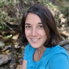 Cristina Aponte's Instagram, Twitter & Facebook