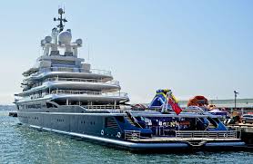 $540-million Yacht of U.S. Blacklisted Russian Oligarch Impounded in Bitter  Divorce Row