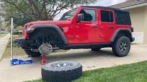 When you need to locate a dealer that sells or services jeep vehicles, there are a few ways to find one. 2020 Jeep Wrangler Rubicon Suspension Explained How It Works