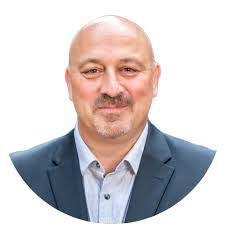 Chris Bisbee's Instagram, Twitter & Facebook