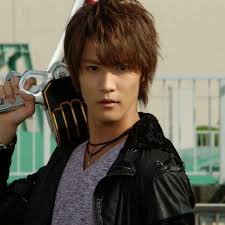 A police squad led by detective amino arrives at a warehouse, where workers are being attacked by strange creatures. Kamen Rider Wizard Episode 10 Mydramalist Es