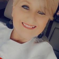 Terri Murray's Instagram, Twitter & Facebook