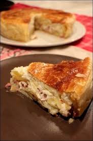 Tourte Genereuse Aux Pommes De Terre Bacon Et Oignon Happy Papilles Recette Recettes De Cuisine Recette Tourte Nourriture Delicieuse