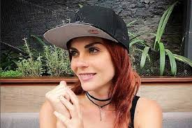 Roberto romano is dating laura carmine. Laura Carmine Confirma Romance Con Roberto Romano E Consulta Com 2021