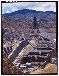 Shasta Dam Under Construction California Loc Shasta Dam Shasta Trinity National Forest Dam Construction