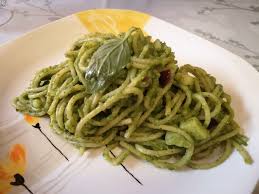 Ideale per le vostre cene last minute! Spaghetti Con Pesto Alla Genovese E Patate Blog Di Franpasefora