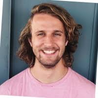 300+ perfiles de «Youngdahl»