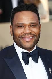 Anthony Anderson Graduates From Howard University At Age 51: 'It's Never  Too Late'