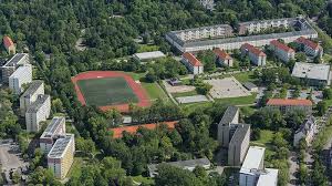 Campus (plural campuses or campusses). Living The Life On Campus Uni Aktuell Tu Chemnitz