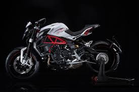Originally introduced in 2014 as the brutale dragster 800, part of the brutale series. 2016 Mv Agusta Brutale Dragster 800 Review