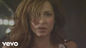 Τα απίθανα γενέθλια και το φιλί επί σκηνής. Anna Vissi Treno Youtube