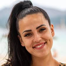 Love Island: Hot Flirts & True Love (2017)