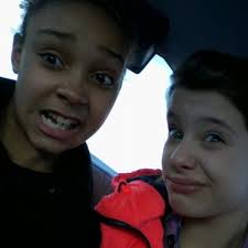 leah holcomb (@leah_holcomb)