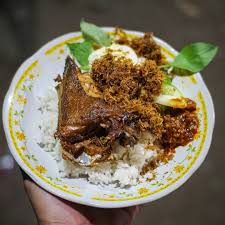 Tempat makan ini sangat terkenal dengan. Warung Bebek Purnama Kuliner Nendang Di Surabaya Yang Tak Punya Cabang