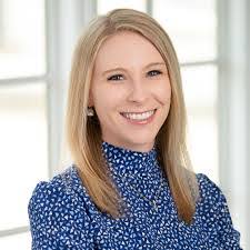 Kendall Lowe's Instagram, Twitter & Facebook