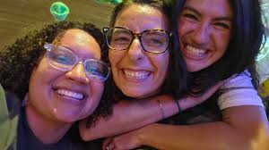 Happy birthday, Aprill!!! ❤️ we GOTTA take more photos without  @linds_clements8