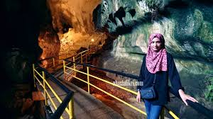 Gua tempurung sebenarnya tidak terletak dalam bandaraya ipoh tetapi sangat disarankan kepada mereka yang menggemari aktiviti lasak dan mencabar. Masuk Gua Tempurung Bersama Anak Anak Nhazla Fikri