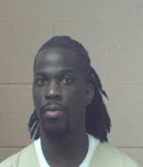 Waterbury Police search for Saturday night homicide suspect