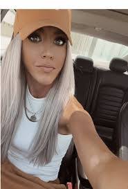 Heather Rattray's Instagram, Twitter & Facebook