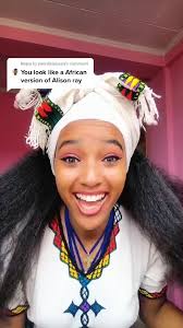 Comparing Looks with Alison Ray