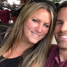 Melissa Hines's Instagram, Twitter & Facebook