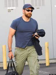 American sniper is a 2014 biographical propaganda war film directed by clint eastwood. Bradley Cooper Looks Unrecognizable For New Role Bradley Cooper American Sniper Bradley
