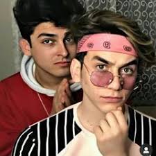 Noor Eddin Marandi Nourmar Qw Instagram Photos And Videos In 2020 Round Sunglass Men Mens Sunglasses Photo And Video