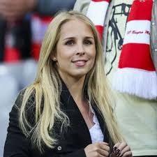Meet his wife (weiss nina). Who Is Manuel Neuer Dating Manuel Neuer Girlfriend Wife