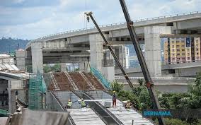 Menteri sumber manusia, datuk dr. Bernama Kronologi Kemalangan Di Tapak Pembinaan Lebuh Raya Sejak 2018