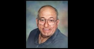 Robert Shetler's Instagram, Twitter & Facebook