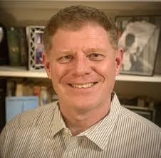 Valerie Makin's Instagram, Twitter & Facebook