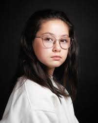 Would you believe that Simone shot these photos herself? 📸🤯🖼 Well, she  did! That's now possible thanks to @t.h.e_click in📍San Francisco! ☑  Digital refreshes ☑ Holiday photos ☑ Family pics Swipe to