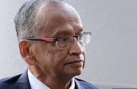 The auditor general was accompanied by senior officials. Ali Hamsa Asked Me To Remove My Opinion In 1mdb Audit Report Says Ambrin