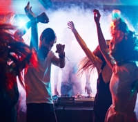 Zahlreiche aussteller präsentieren auf der weseler hochzeitsmesse ihre produkte und dienstleistungen rund um den schönsten tag im leben. Dj Fur Wesel Hochzeit Dj Wesel Event Dj Party Discjockey