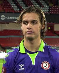 💬 "To make my debut for my boyhood club is a dream come true today!", 🗣  Ryley Towler